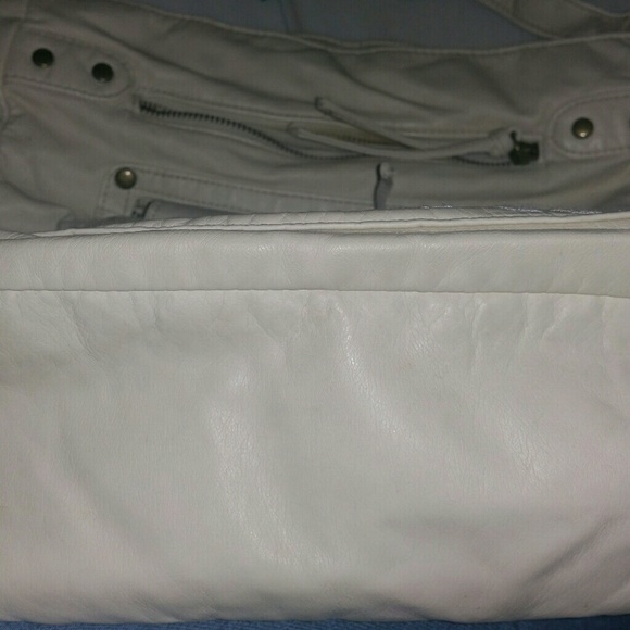 BUTTERY SOFT LEATHER CROSSBOW BAG - Picture 2 of 4